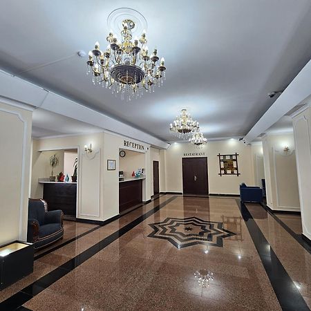 Yassy Hotel, Turkistan Exterior photo