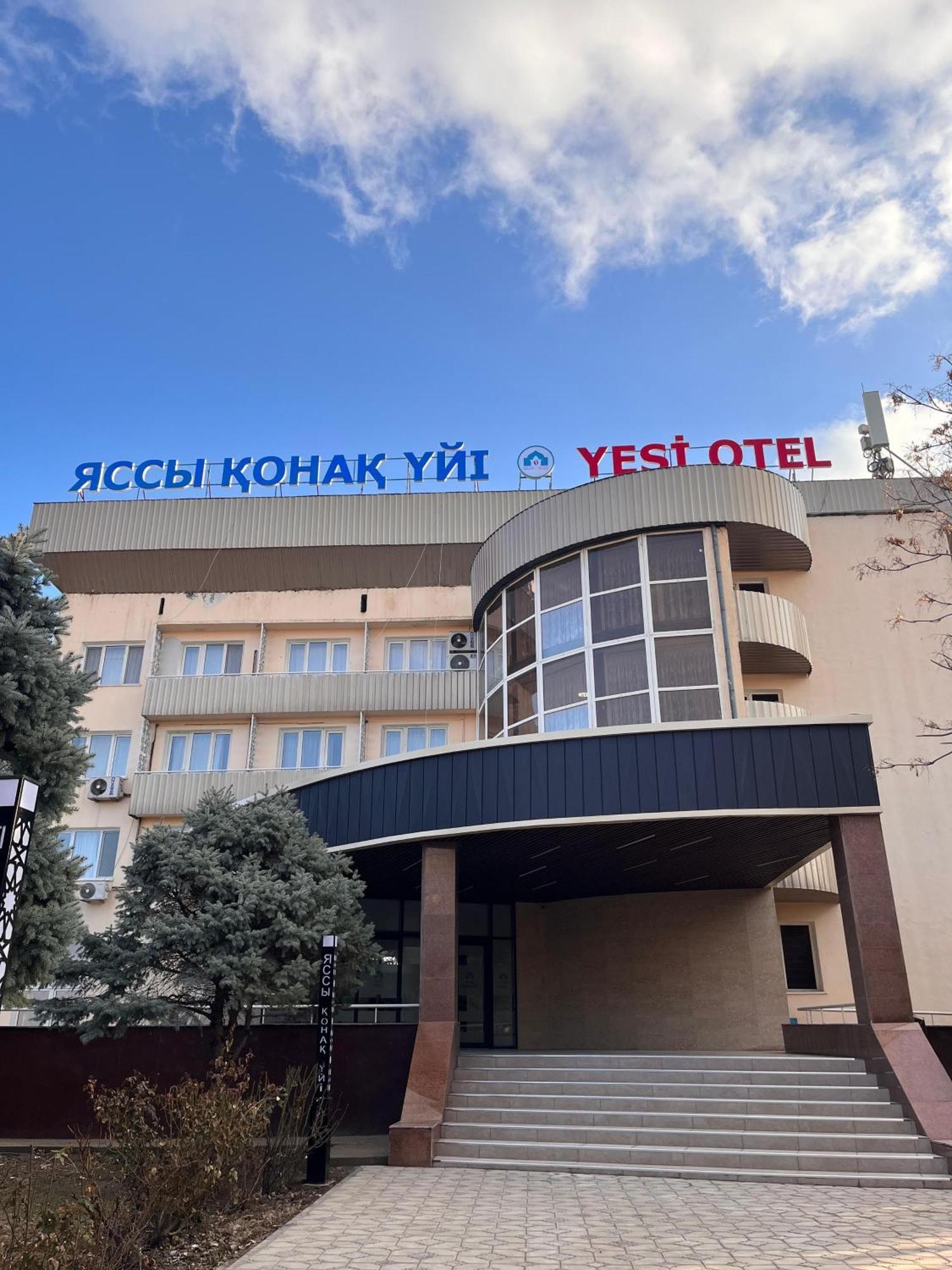 Yassy Hotel, Turkistan Exterior photo